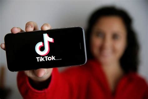 why are people saying fake body on tiktok